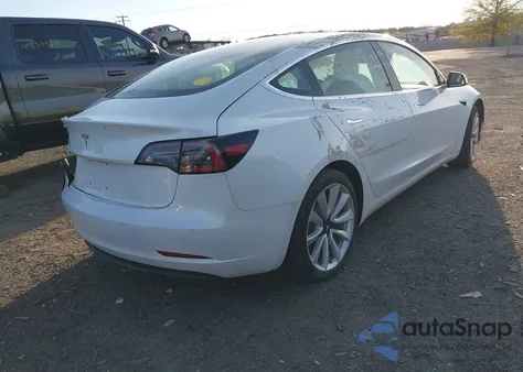 2018 Tesla Model 3 Long Range/Mid Range from USA, damaged, VIN 5YJ3E1EAXJF169628